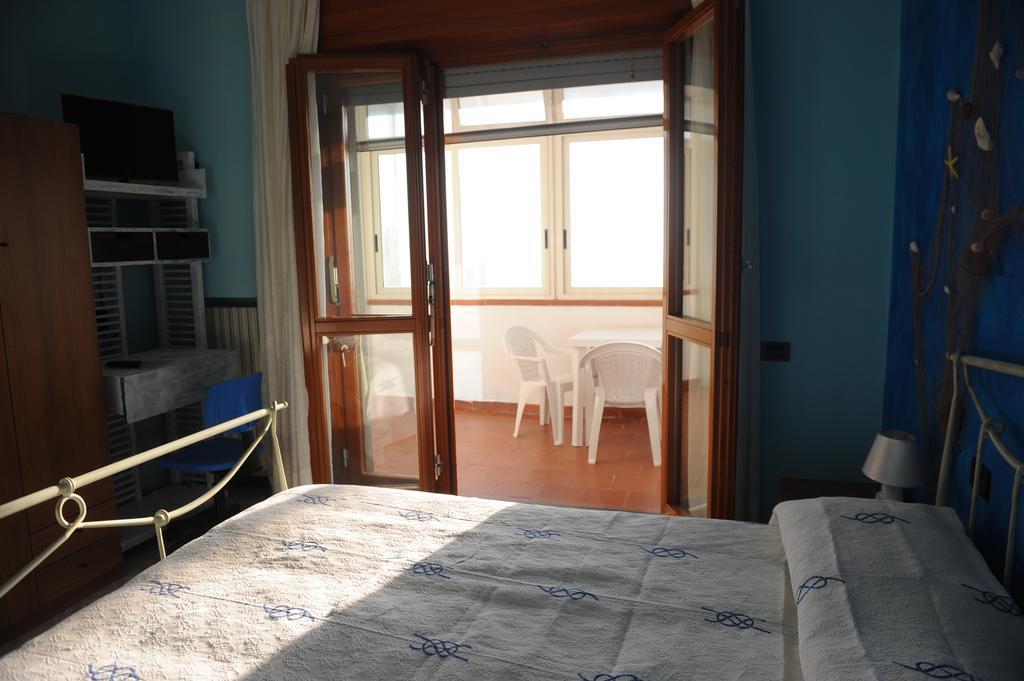 B&B Viale Delle Colline Salernes Chambre photo