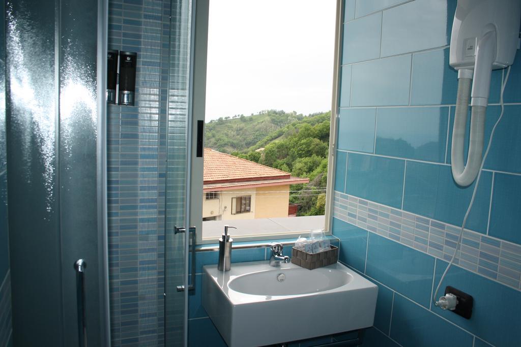 B&B Viale Delle Colline Salernes Extérieur photo
