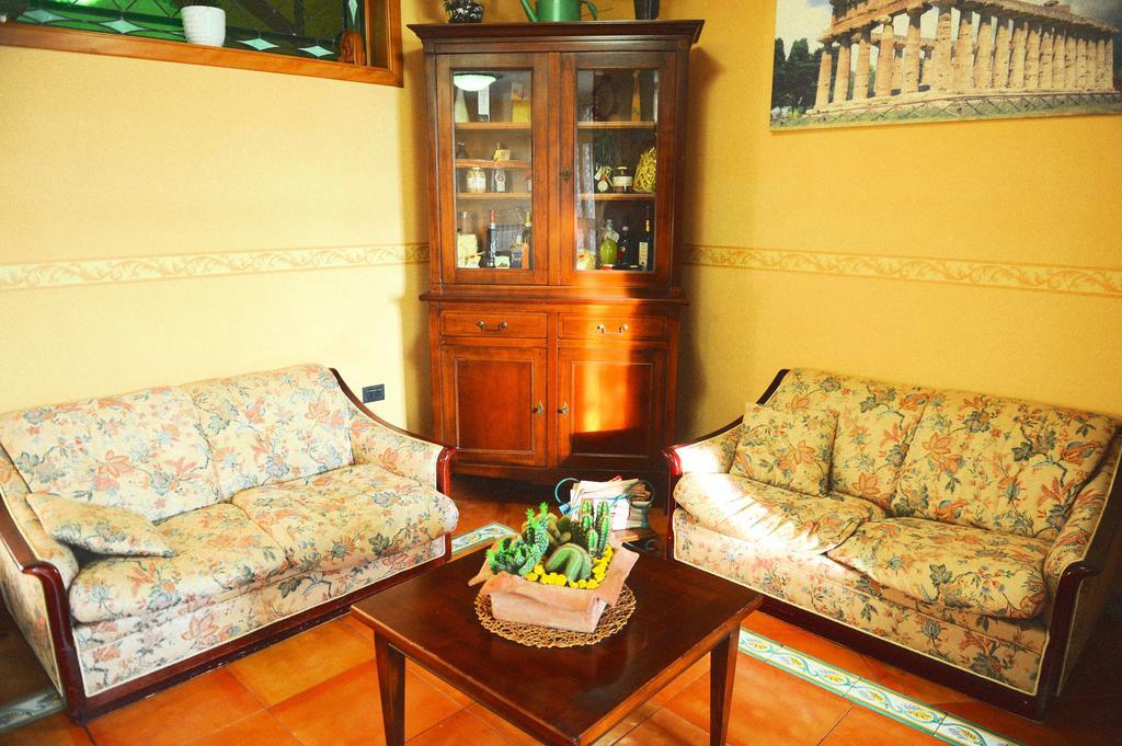 B&B Viale Delle Colline Salernes Extérieur photo